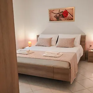 https://casa-luisa-porec.in-istria.net